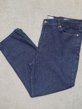 Frame "The Borrowed" Mid Rise Boyfriend Straighr Jeans, Size 33